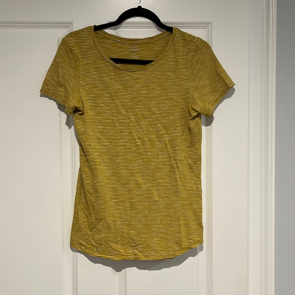 Women’s striped t-shirt
